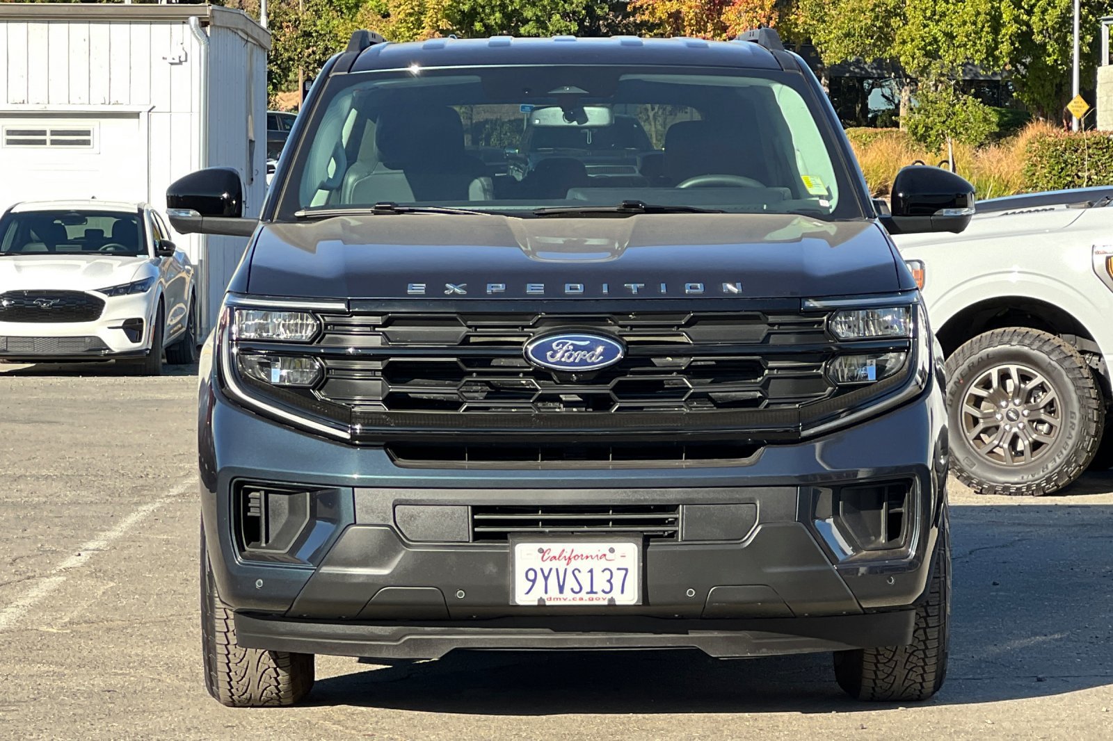 Used 2026 Ford Expedition Active AWD/4WD image 9