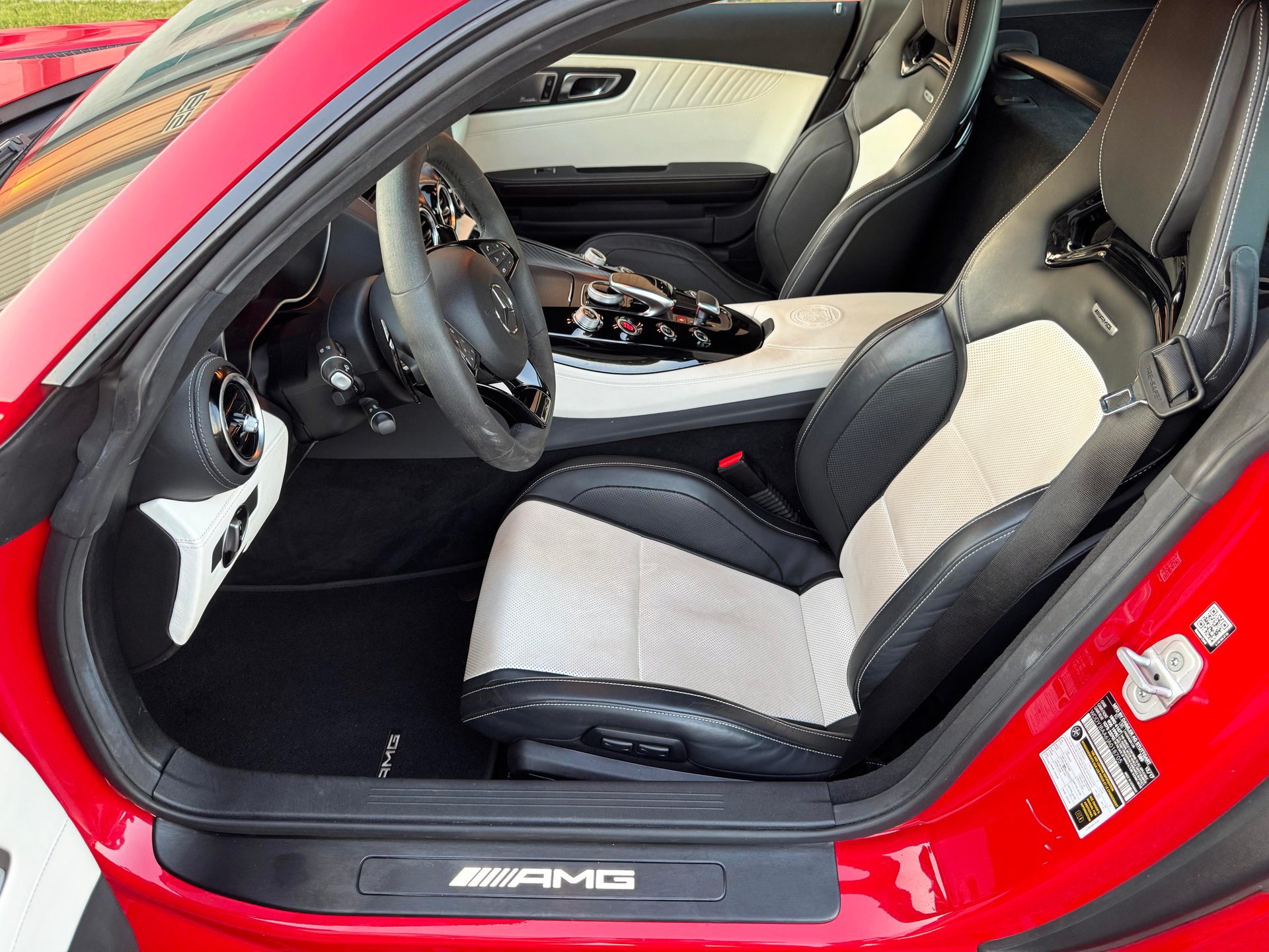 Used 2018 Mercedes-Benz AMG GT C image 30