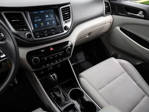 Used 2018 Hyundai Tucson SEL FWD image 20