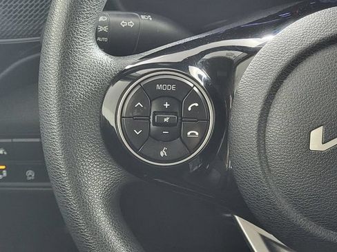 Used 2022 Kia Soul S FWD image 26