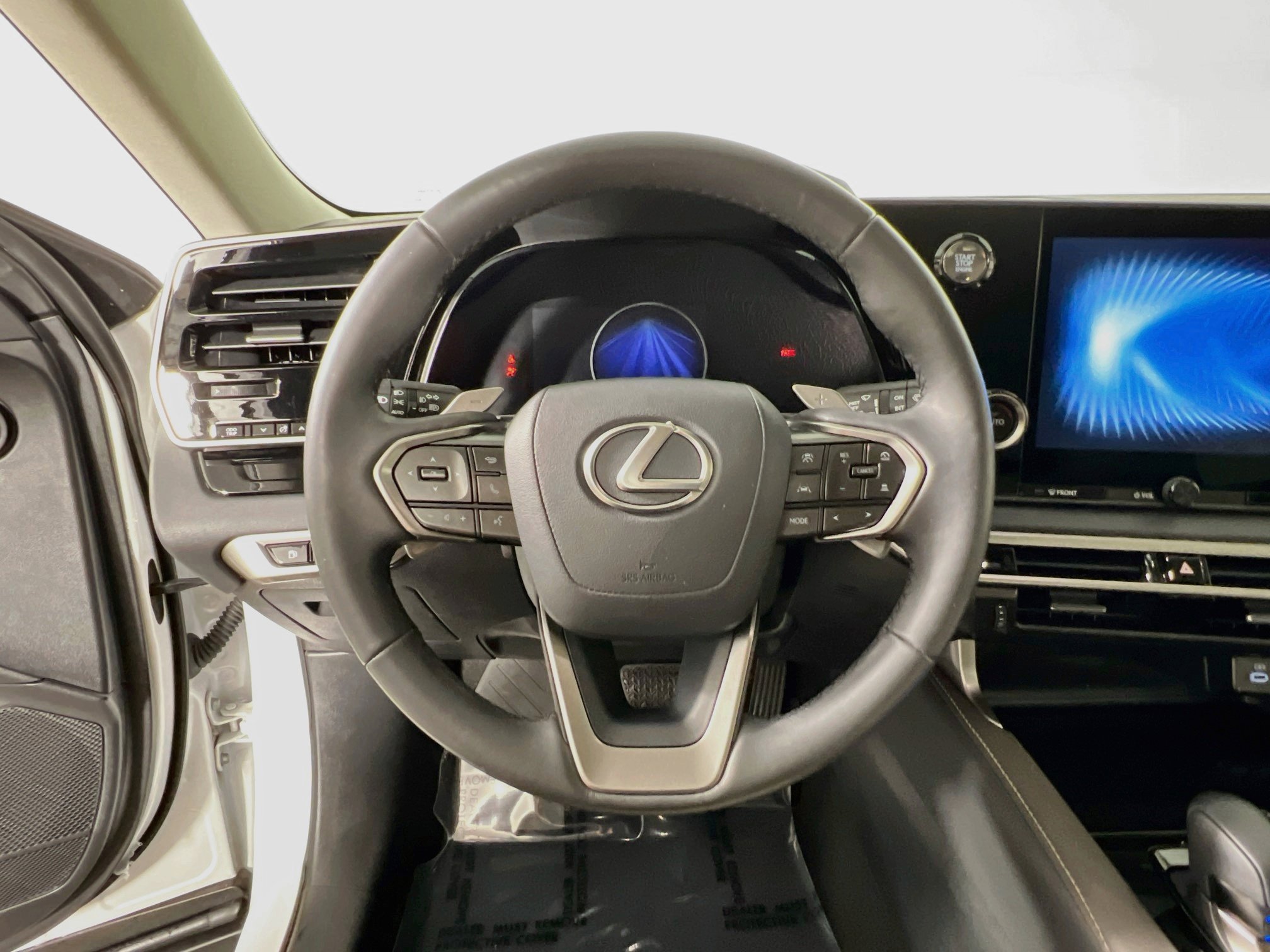 Used 2024 Lexus RX 350 FWD w/ Technology Package image 18