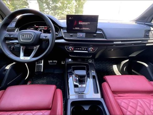 Certified 2023 Audi SQ5 Premium Plus w/ Premium Plus Package AWD/4WD image 15