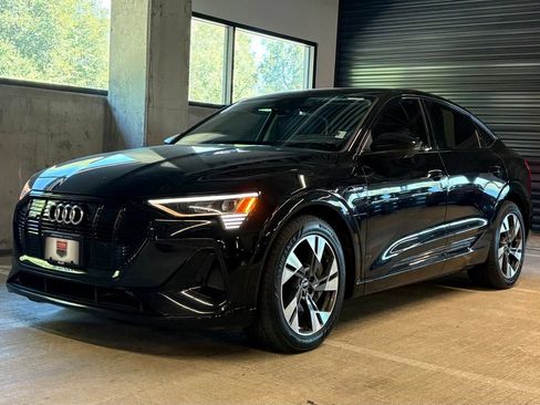 Used 2022 Audi e-tron Premium AWD/4WD image 1