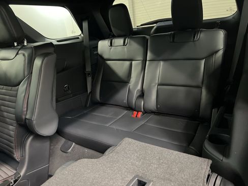 New 2026 Ford Explorer ST-Line w/ ST-Line Street Pack image 31