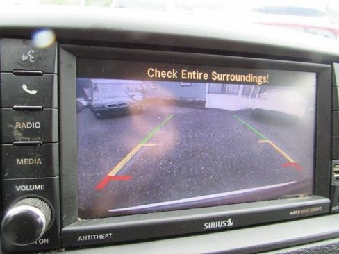 Used 2018 Dodge Grand Caravan SE w/ UConnect Hands-Free Group FWD image 16