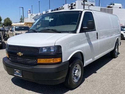 New 2025 Chevrolet Express 3500 Extended w/ Driver Convenience Package