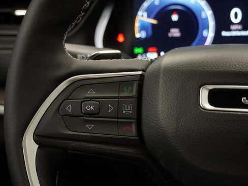 New 2026 Jeep Grand Cherokee Altitude image 26