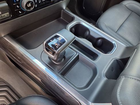 Used 2023 Chevrolet Silverado 1500 LTZ AWD/4WD image 12