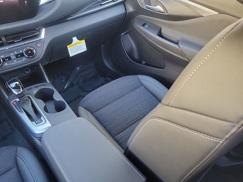 New 2026 Buick Envista Preferred w/ Convenience I Package image 12