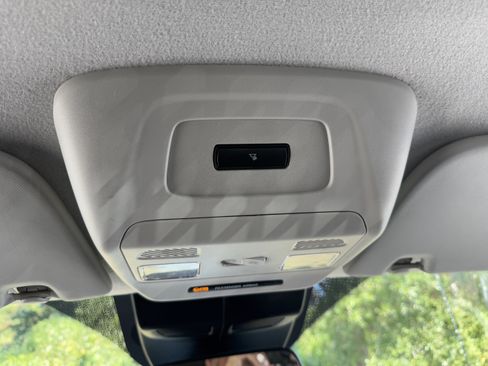 Used 2024 Ford Transit 250 Low Roof w/ Exterior Upgrade Package image 26