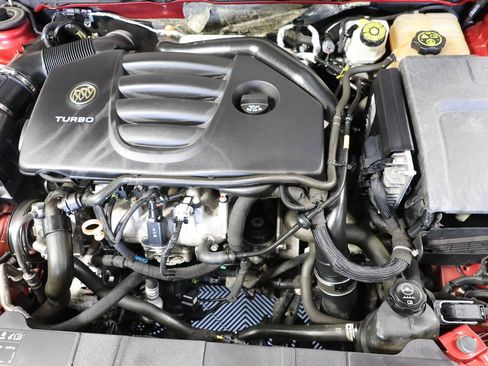 Used 2012 Buick Regal Premium FWD image 27