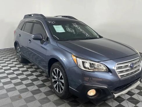 Used 2017 Subaru Outback 2.5i Limited AWD/4WD image 2