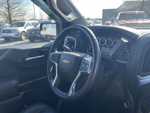 Used 2021 Chevrolet Silverado 1500 LT image 29