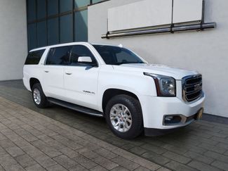 Used 2020 GMC Yukon XL SLT image 1