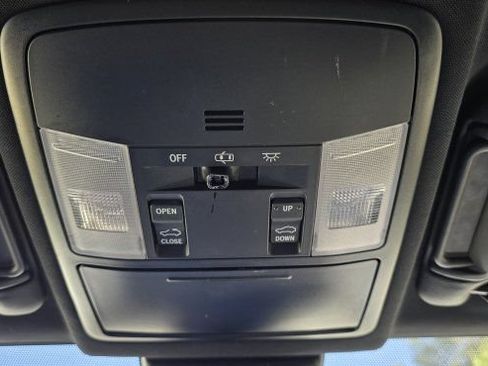 Used 2017 Toyota RAV4 SE w/ Power Extra Value Package AWD/4WD image 25