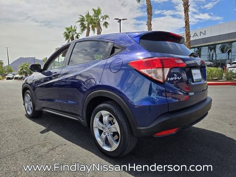 Used 2017 Honda HR-V EX image 4
