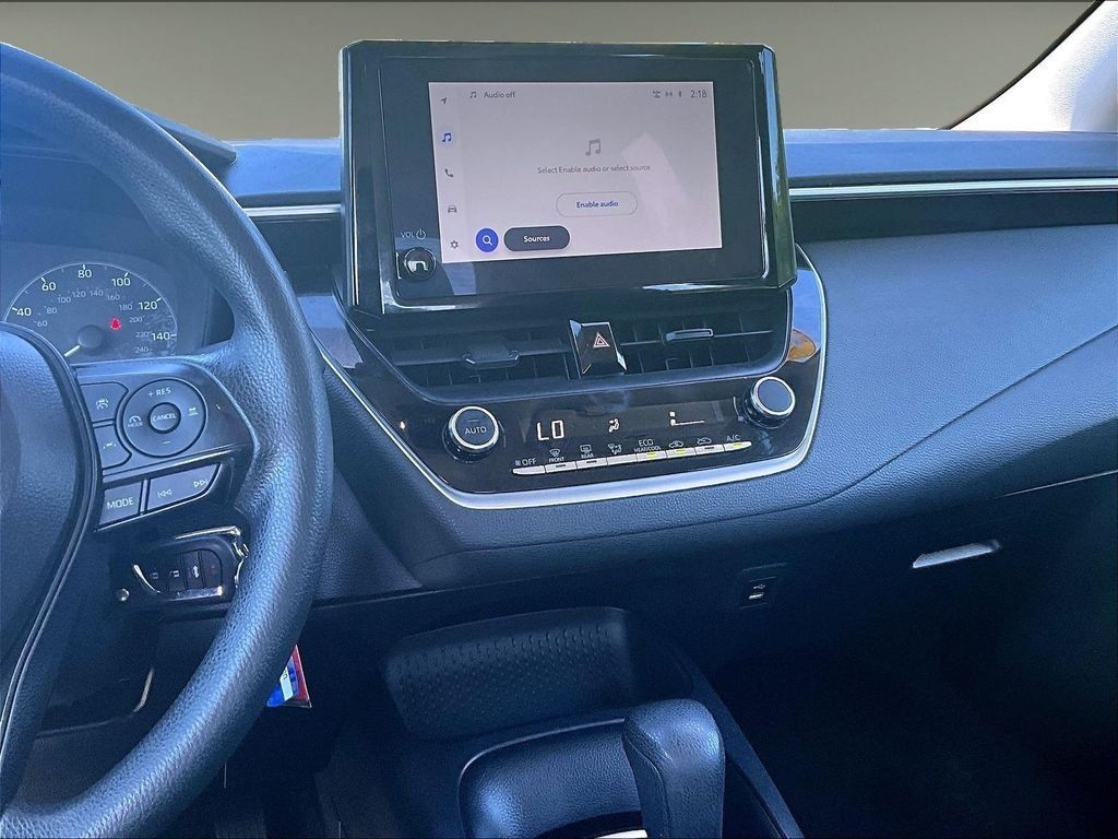 Used 2024 Toyota Corolla LE FWD image 18