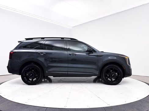 Certified 2024 Kia Sorento SX Prestige w/ Olive Brown Leather Package image 41