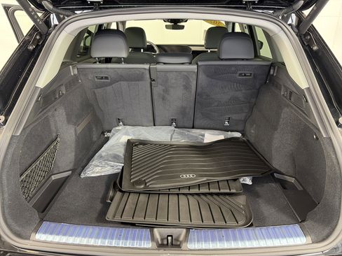 Certified 2025 Audi Q5 Premium Plus w/ Premium Plus image 14