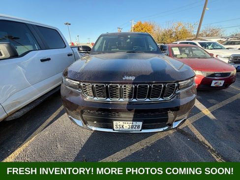 Used 2023 Jeep Grand Cherokee L Limited w/ Trailer Tow Group (B) image 2