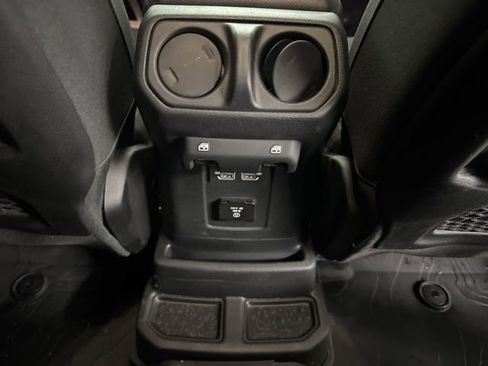 Used 2023 Jeep Wrangler Unlimited Rubicon 4xe w/ Cold Weather Group AWD/4WD image 27