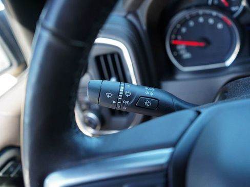 Used 2019 Chevrolet Silverado 1500 LT w/ Texas Edition image 33