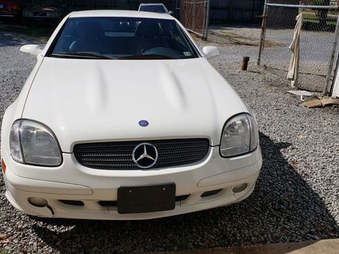 Used 2004 Mercedes-Benz SLK 320 image 3