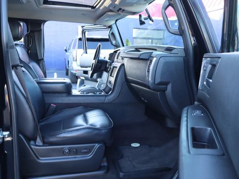 Used 2008 HUMMER H2 image 35