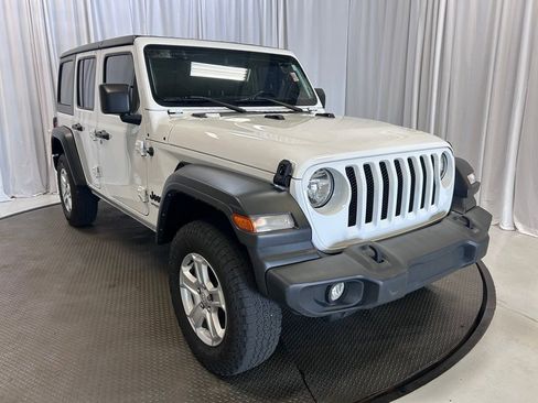 Used 2022 Jeep Wrangler Unlimited Sport AWD/4WD image 21