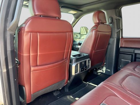 Used 2019 Ford F150 Platinum w/ FX4 Off-Road Package AWD/4WD image 20