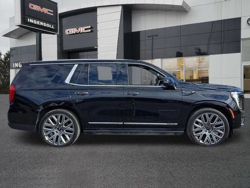 Used 2025 GMC Yukon Denali Ultimate AWD/4WD image 31