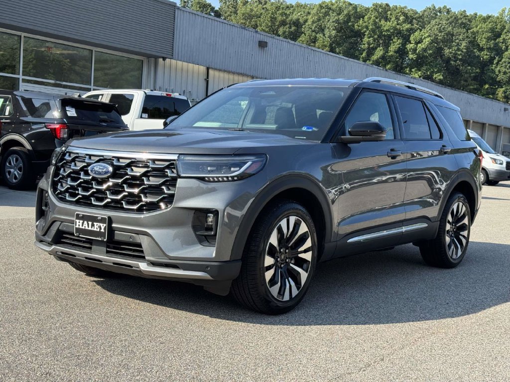 Certified 2026 Ford Explorer Platinum w/ LUX Leather Package AWD/4WD image 26
