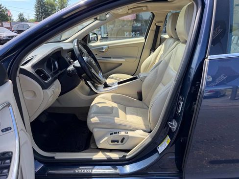 Used 2014 Volvo S60 T5 FWD image 13
