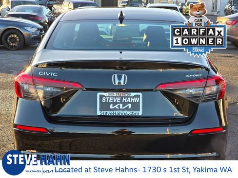Used 2023 Honda Civic Sport image 4