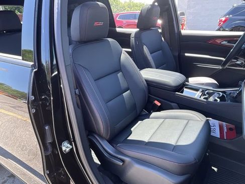 Used 2026 Chevrolet Traverse Z71 w/ Driver Confidence Package AWD/4WD image 29
