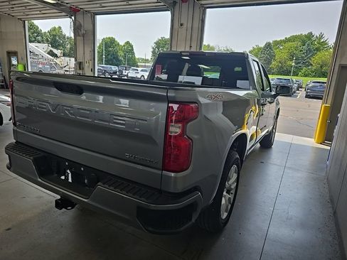 Used 2023 Chevrolet Silverado 1500 Custom AWD/4WD image 4