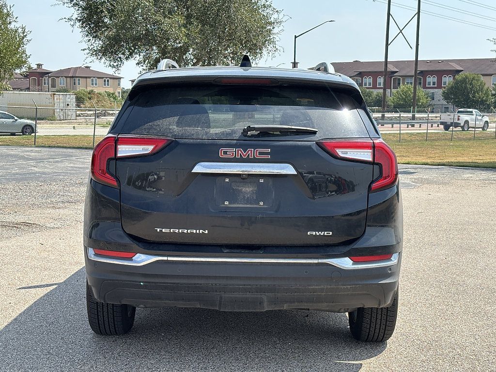 Used 2022 GMC Terrain SLT w/ Tech Package AWD/4WD image 5
