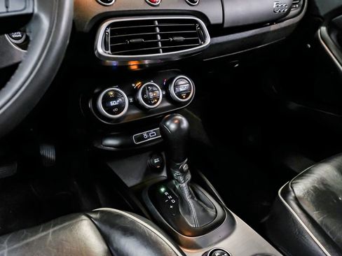 Used 2017 FIAT 500X Trekking image 22