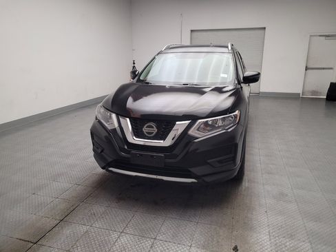 Used 2018 Nissan Rogue SV FWD image 15