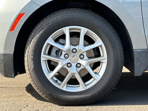 Used 2023 Chevrolet Equinox LT image 26