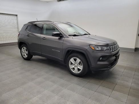 Used 2022 Jeep Compass Latitude w/ Convenience Group AWD/4WD image 11