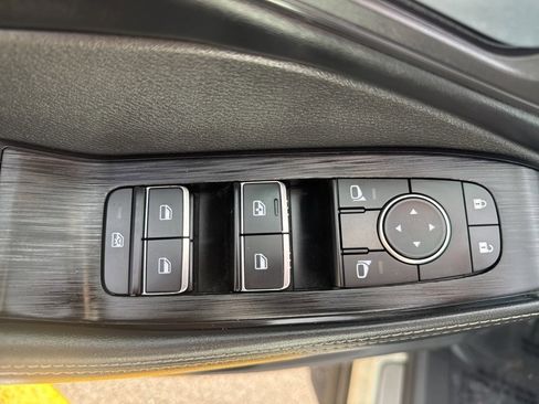 Used 2022 Nissan Rogue SL w/ SL Premium Package image 27