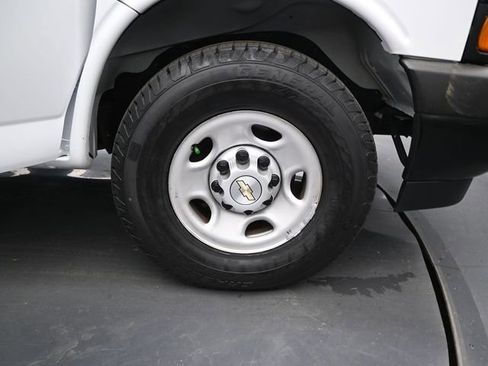 Used 2020 Chevrolet Express 2500 w/ Driver Convenience Package image 12