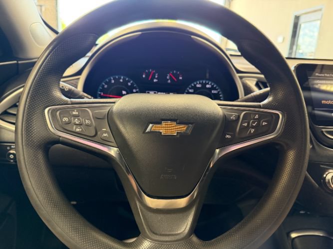Used 2023 Chevrolet Malibu LT FWD image 22