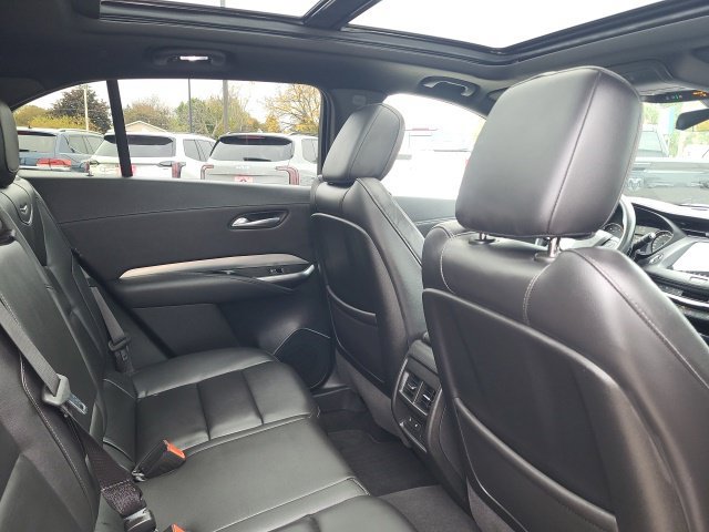 Used 2021 Cadillac XT4 Premium Luxury AWD/4WD image 30