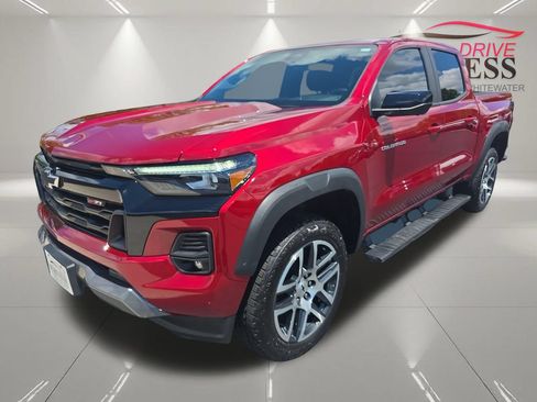 Certified 2024 Chevrolet Colorado Z71 w/ Z71 Convenience Package 2 AWD/4WD image 4