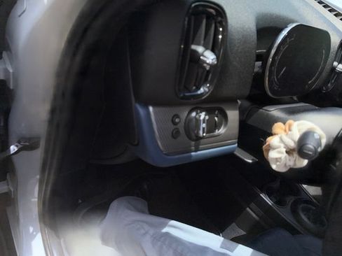 Used 2023 MINI Cooper Countryman S w/ Signature Upholstery Package FWD image 8