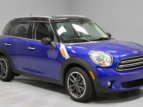 Used 2016 MINI Cooper Countryman FWD image 1