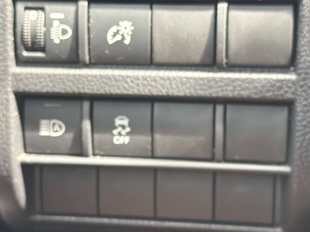 Used 2025 Toyota Tacoma SR5 RWD image 17