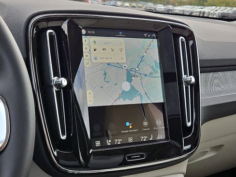 New 2026 Volvo XC40 B5 Ultra w/ Protection Package Premier image 15